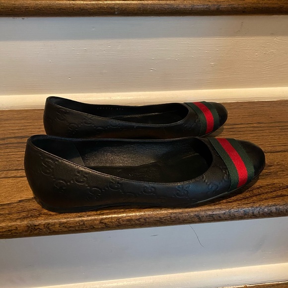 Gucci Flats - Picture 3 of 4